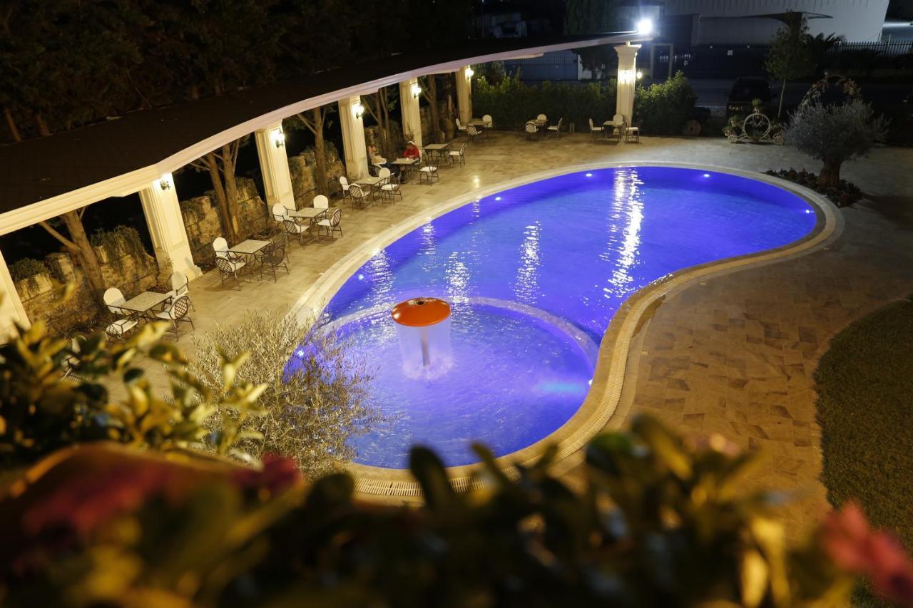 Hotel Castle Konti Tirana